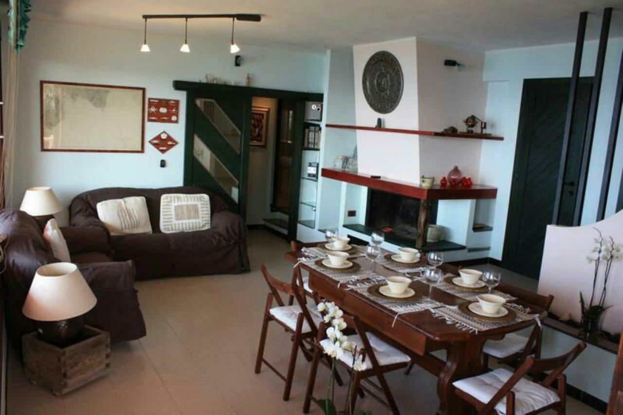 Villa Panoramica Tra Suggestive Notti Stellate. ตอเรเดลเลสเตลเล ภายนอก รูปภาพ